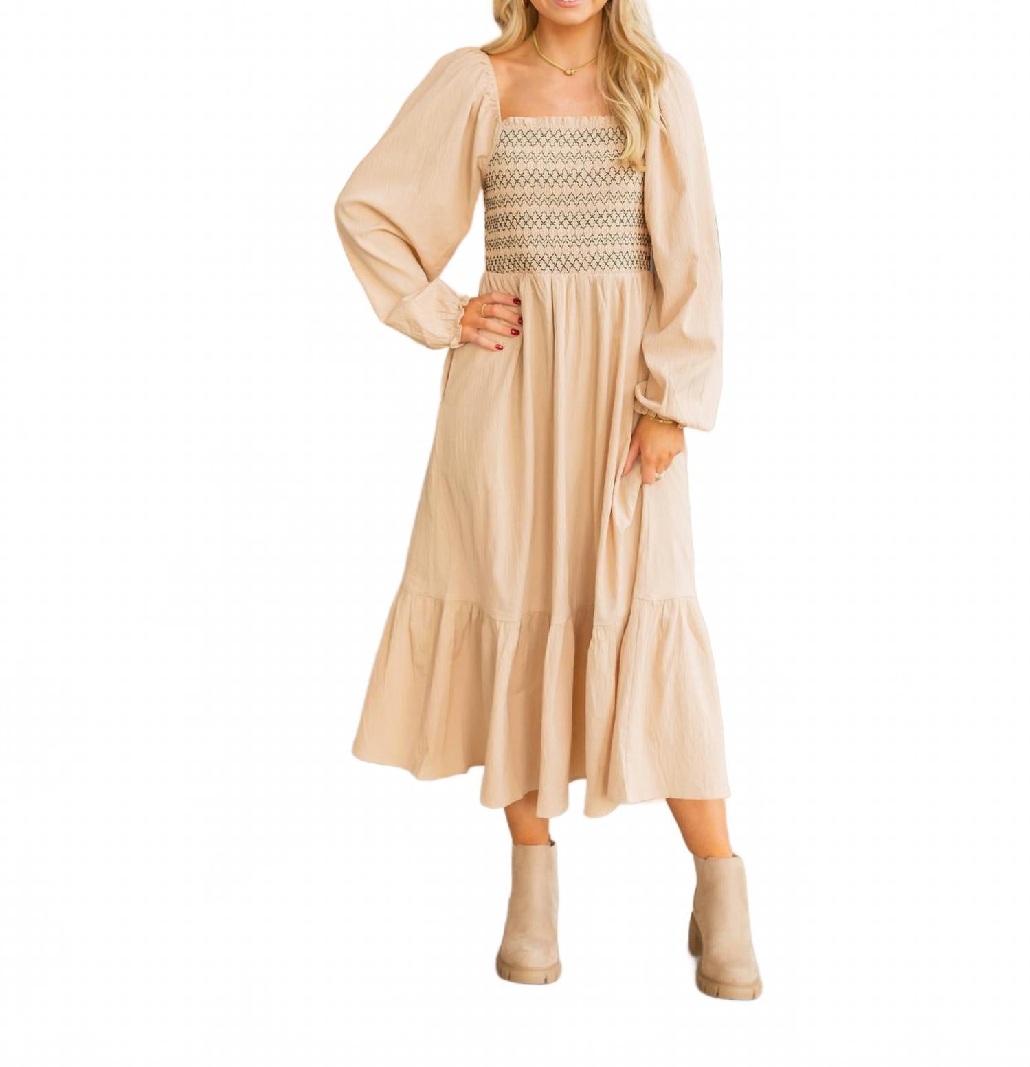 Платье Mabry миди натурального цвета In February
Платье Mabry миди натурального цвета In February