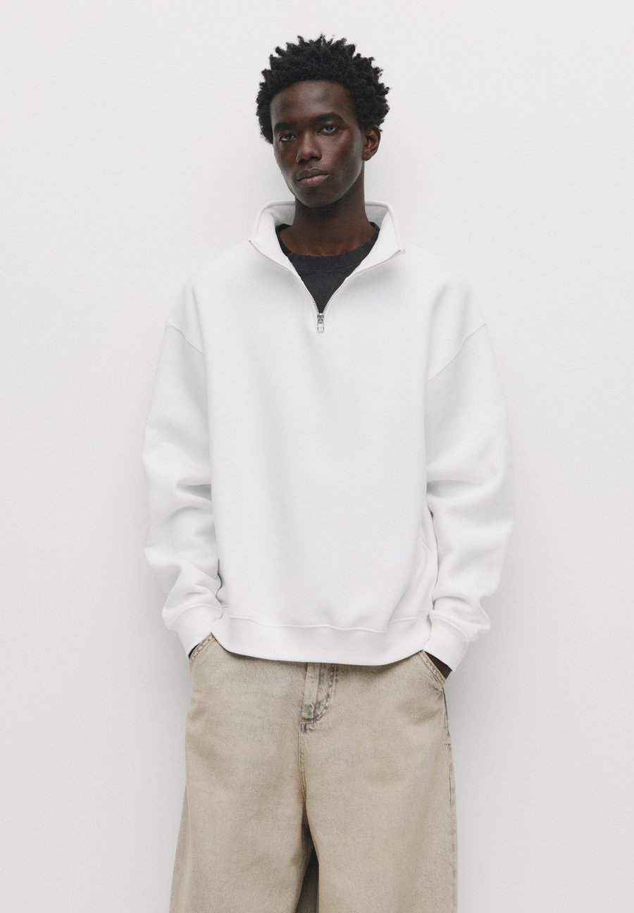 Толстовка PULL&BEAR BASIC QUARTER-ZIP, White, Белый, Толстовка PULL&BEAR BASIC QUARTER-ZIP, White
Толстовка PULL&BEAR BASIC QUARTER-ZIP, White, Белый, Толстовка PULL&BEAR BASIC QUARTER-ZIP, White
