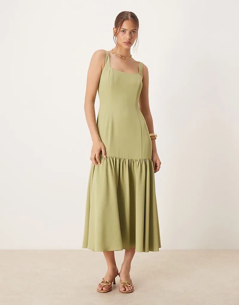 Платье мидакси Six Stories с заниженным подолом в цвете шалфейно-оливковый
Платье мидакси Six Stories с заниженным подолом в цвете шалфейно-оливковый