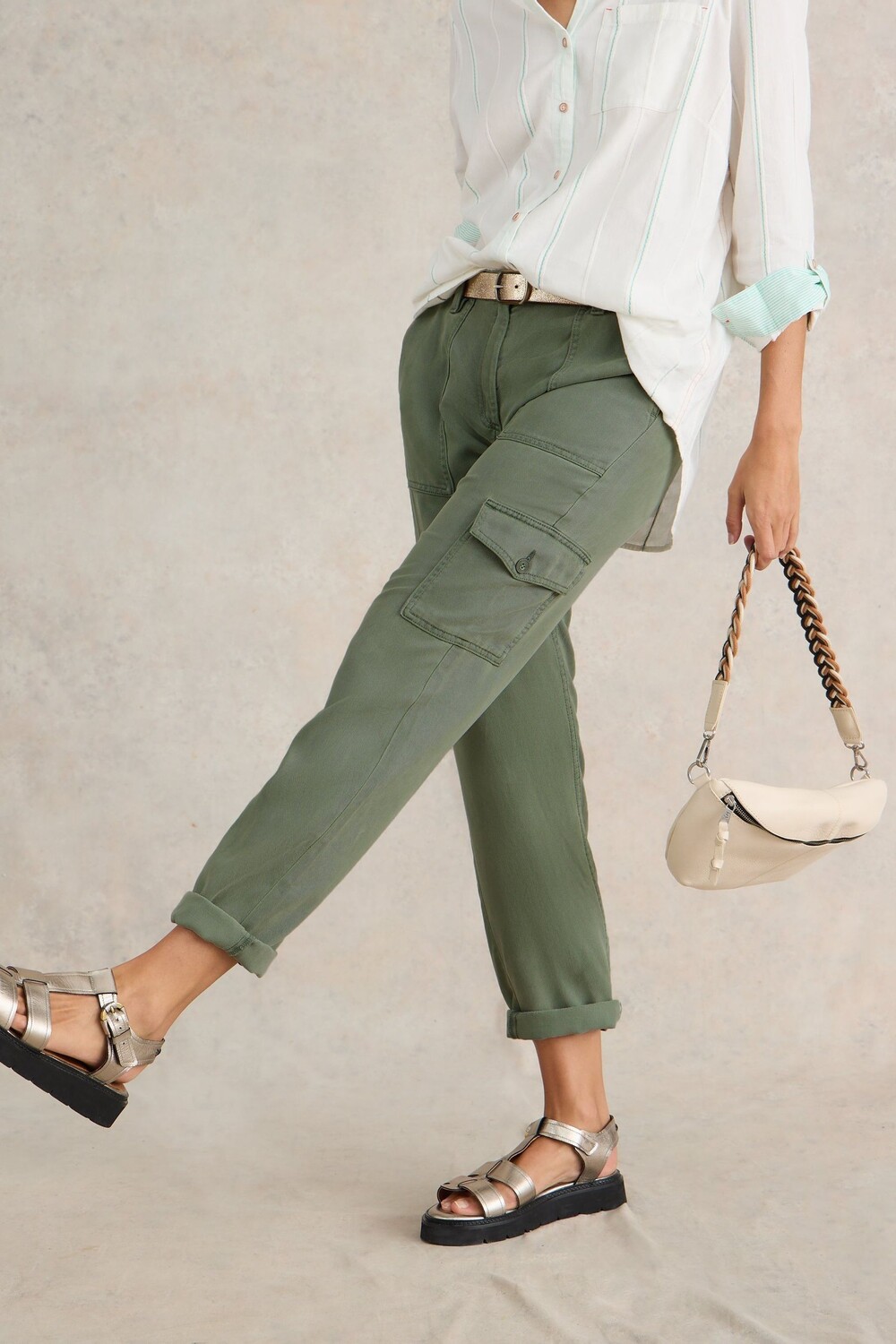 Брюки карго Arlo Tencel White Stuff, зеленый
Брюки карго Arlo Tencel White Stuff, зеленый