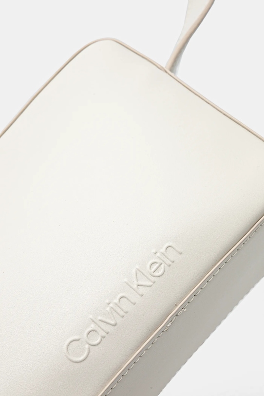 Сумка Calvin Klein, бежевый
Сумка Calvin Klein, бежевый