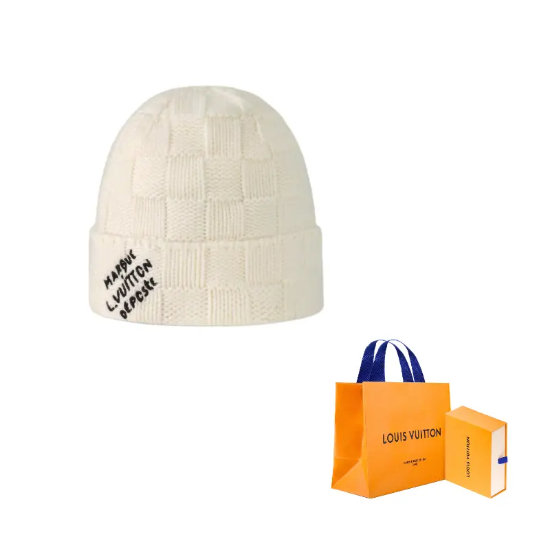 LOUIS VUITTON Мужская шапка-бини из овечьей шерсти молочного цвета, Milk White
LOUIS VUITTON Мужская шапка-бини из овечьей шерсти молочного цвета, Milk White