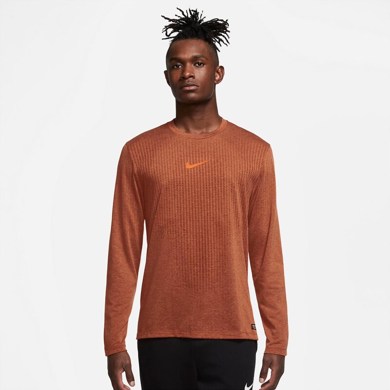 Sweatshirt m np df npc adv top Nike, мультиколор
Sweatshirt m np df npc adv top Nike, мультиколор