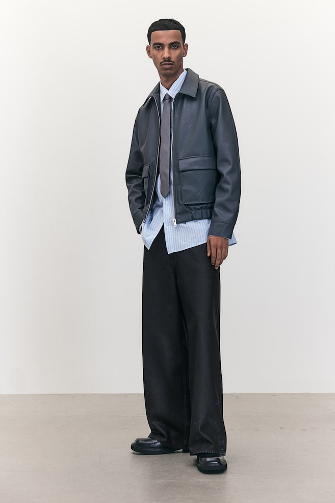 Широкие высокие джинсы H&M, черный 
Широкие высокие джинсы H&M, черный