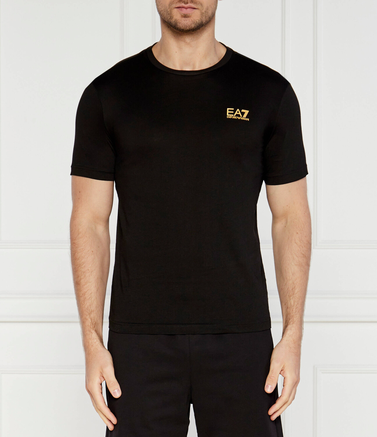 Футболка EA7 Slim Fit, черный
Футболка EA7 Slim Fit, черный