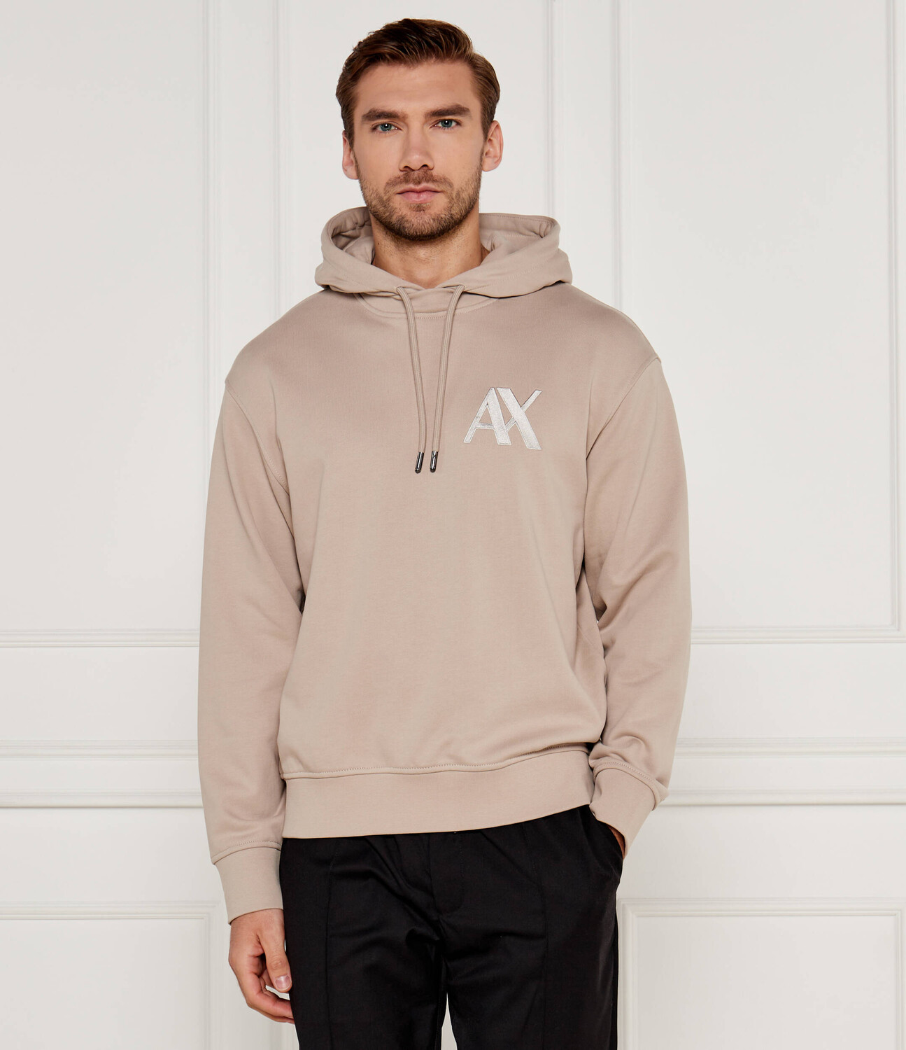 Толстовка Armani Exchange Loose fit, бежевый
Толстовка Armani Exchange Loose fit, бежевый