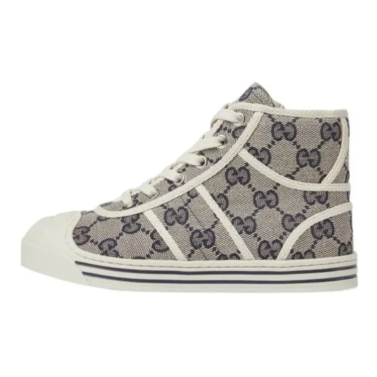 Детская парусиновая обувь для детей Gucci
Детская парусиновая обувь для детей Gucci