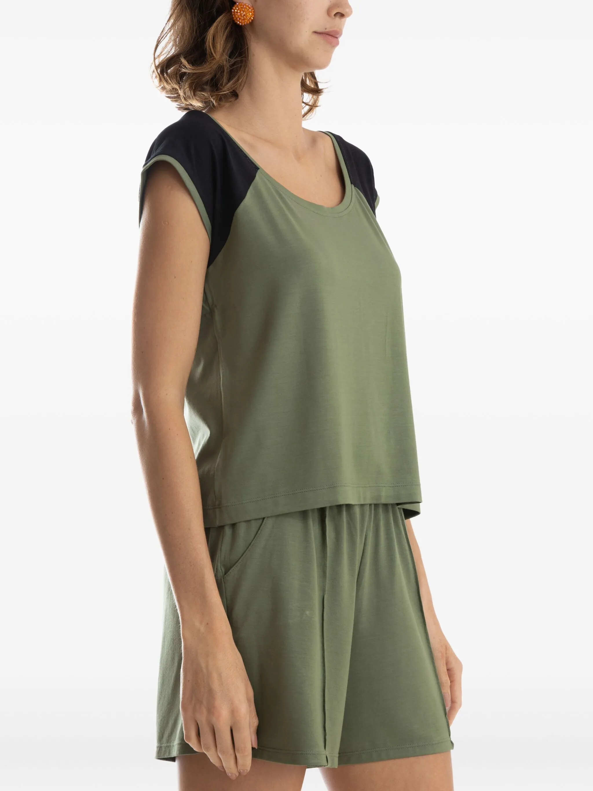 Футболка с рукавами реглан Lygia & Nanny, зеленый
Футболка с рукавами реглан Lygia & Nanny, зеленый