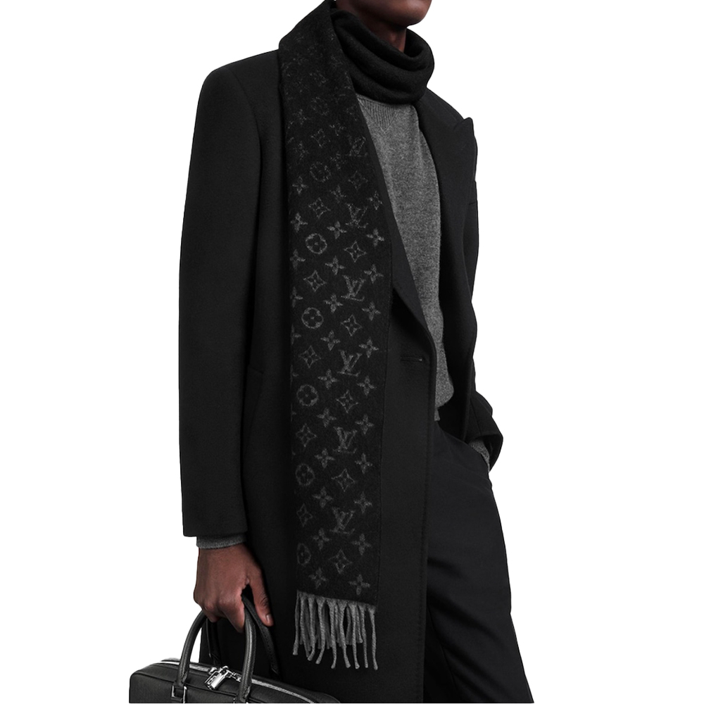 Монограммный шарф с градиентом LOUIS VUITTON
Монограммный шарф с градиентом LOUIS VUITTON