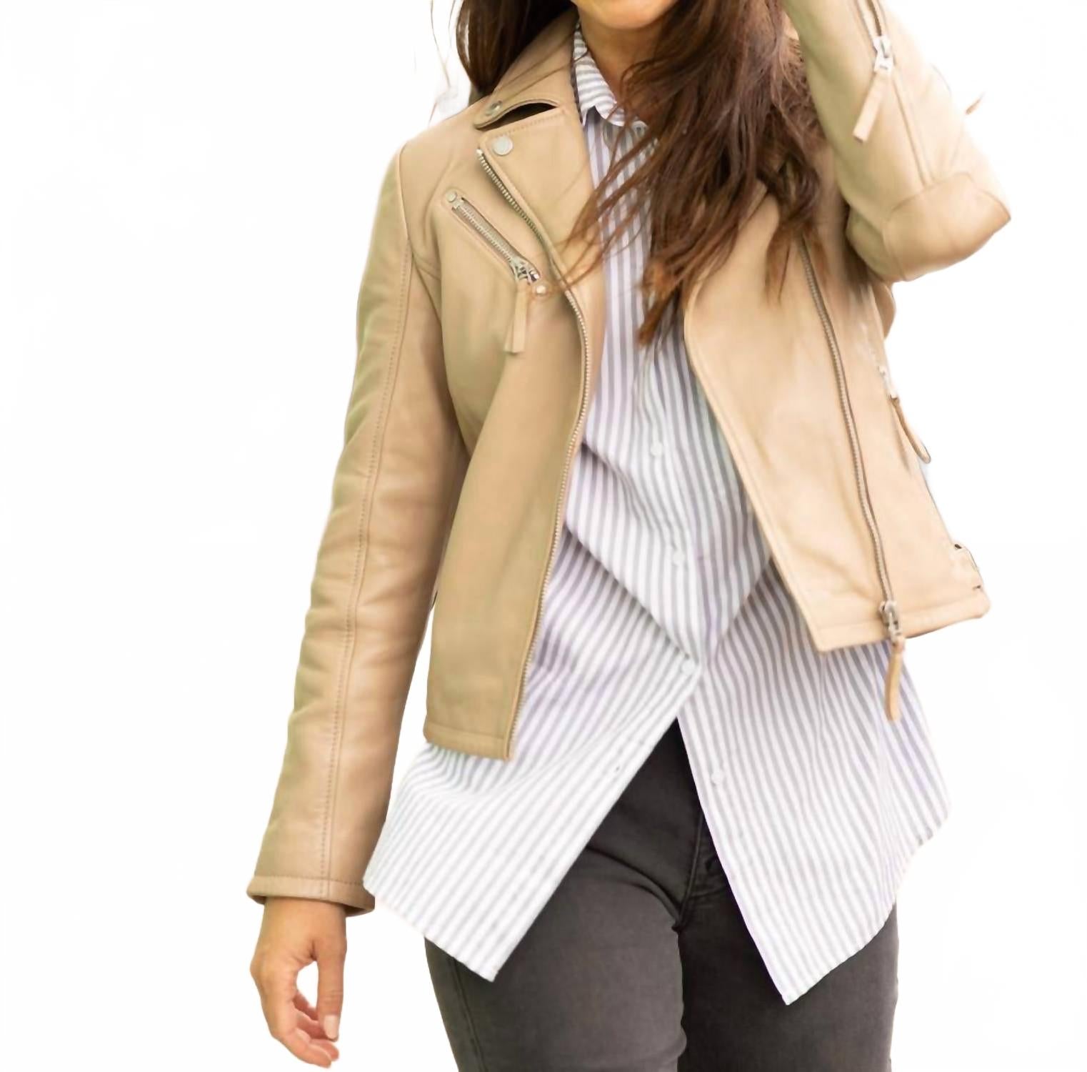 Кожаная куртка Pasja цвета «ириска» Mauritius, Toffee
Кожаная куртка Pasja цвета «ириска» Mauritius, Toffee