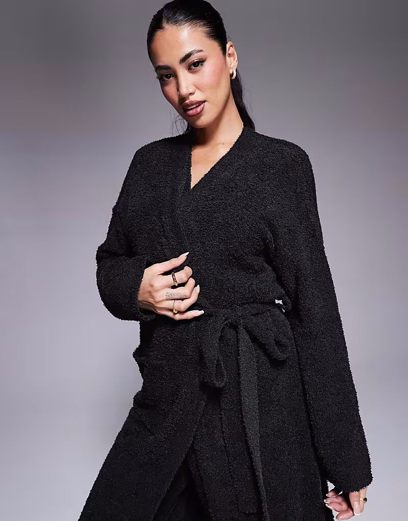 Халат черного цвета Asos Design
Халат черного цвета Asos Design