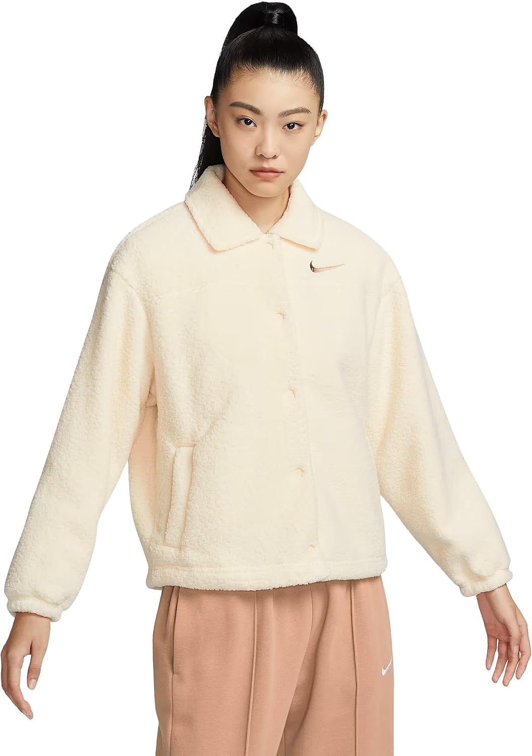 Женская куртка Nike W HIGH PILE из шерпы с отложным воротником, молочный
Женская куртка Nike W HIGH PILE из шерпы с отложным воротником, молочный