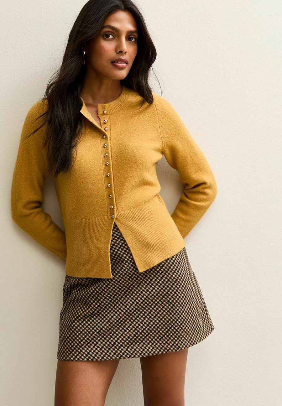 Кардиган New Look CREW NECK LONG SLEEVE STUDDED , Mustard/Mustard Yellow
Кардиган New Look CREW NECK LONG SLEEVE STUDDED , Mustard/Mustard Yellow