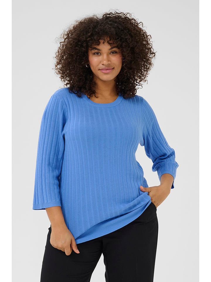 Светло-голубой свитер Kaffe
Светло-голубой свитер Kaffe