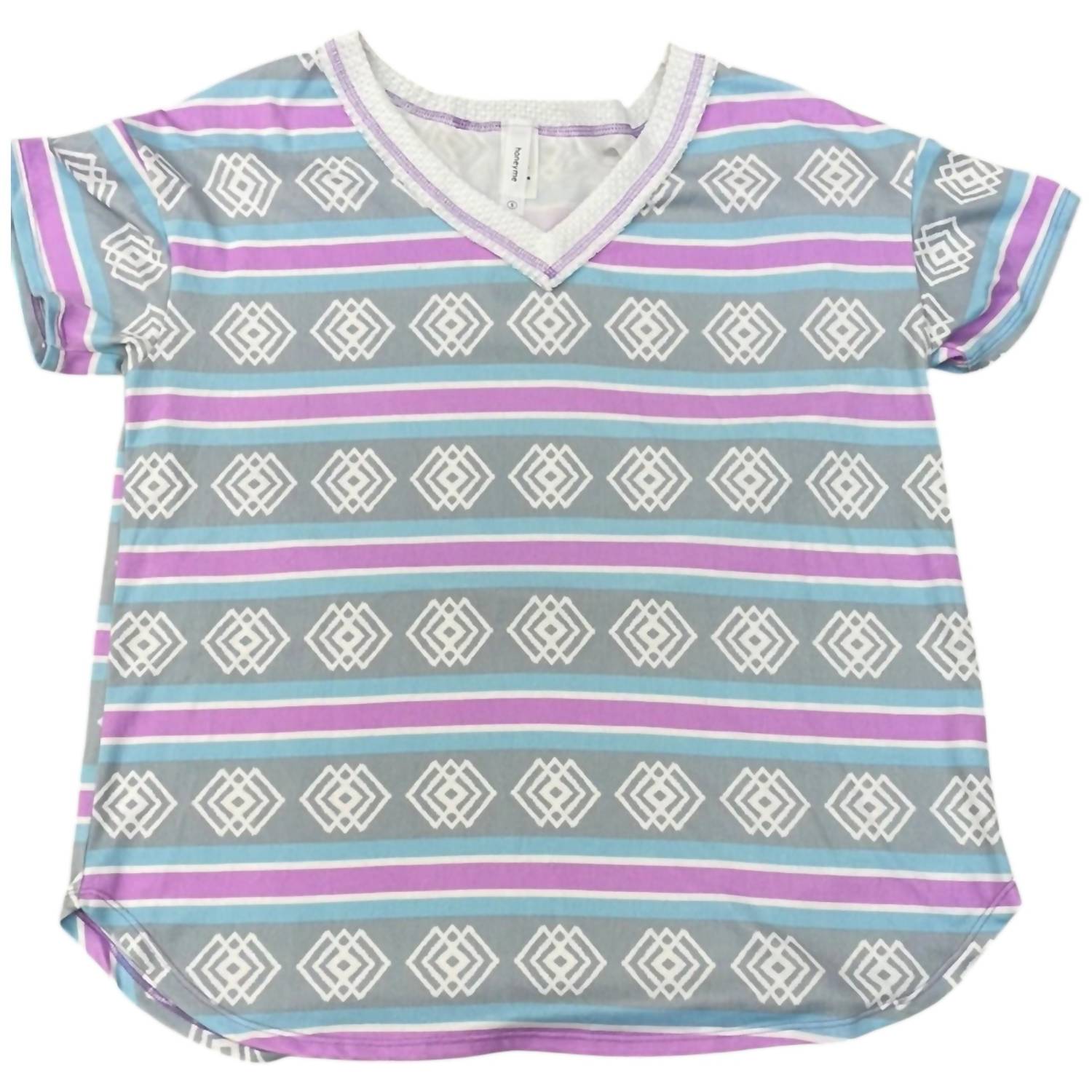 Женский топ с ацтекским принтом в сине-лавандовом цвете Honeyme
Женский топ с ацтекским принтом в сине-лавандовом цвете Honeyme