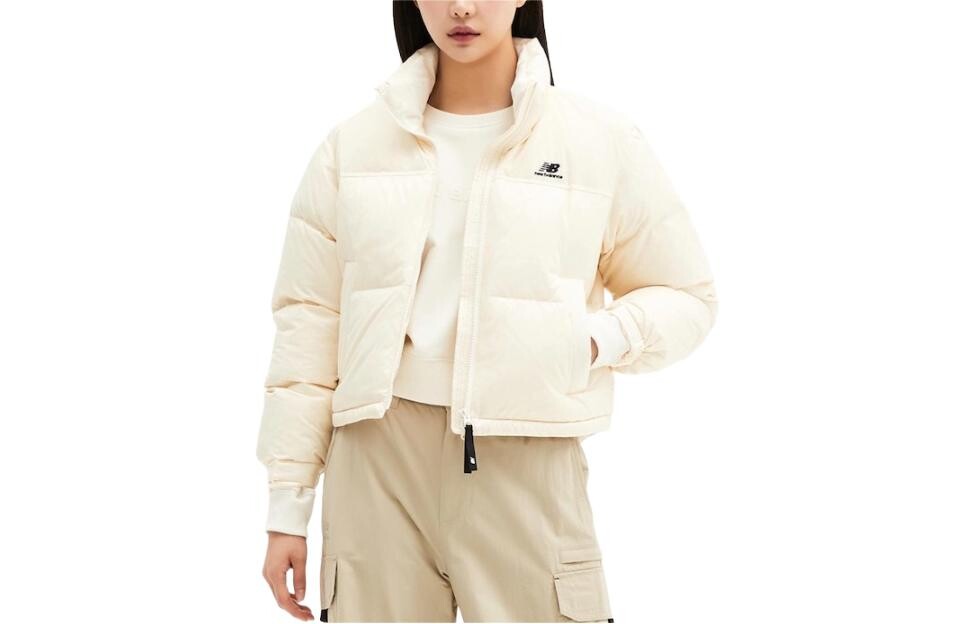 Женская куртка Active Flower цвета слоновой кости и белого цвета New Balance
Женская куртка Active Flower цвета слоновой кости и белого цвета New Balance