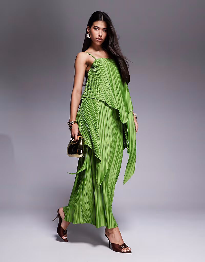 Платье макси премиум-класса ASOS DESIGN с квадратным вырезом, двухслойной плиссе и широким подолом зеленого цвета
Платье макси премиум-класса ASOS DESIGN с квадратным вырезом, двухслойной плиссе и широким подолом зеленого цвета