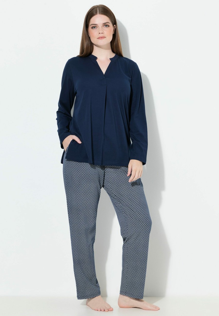 Пижамный комплект Ulla Popken MUSTER LANGARM SET, Midnight Blue/Blue
Пижамный комплект Ulla Popken MUSTER LANGARM SET, Midnight Blue/Blue