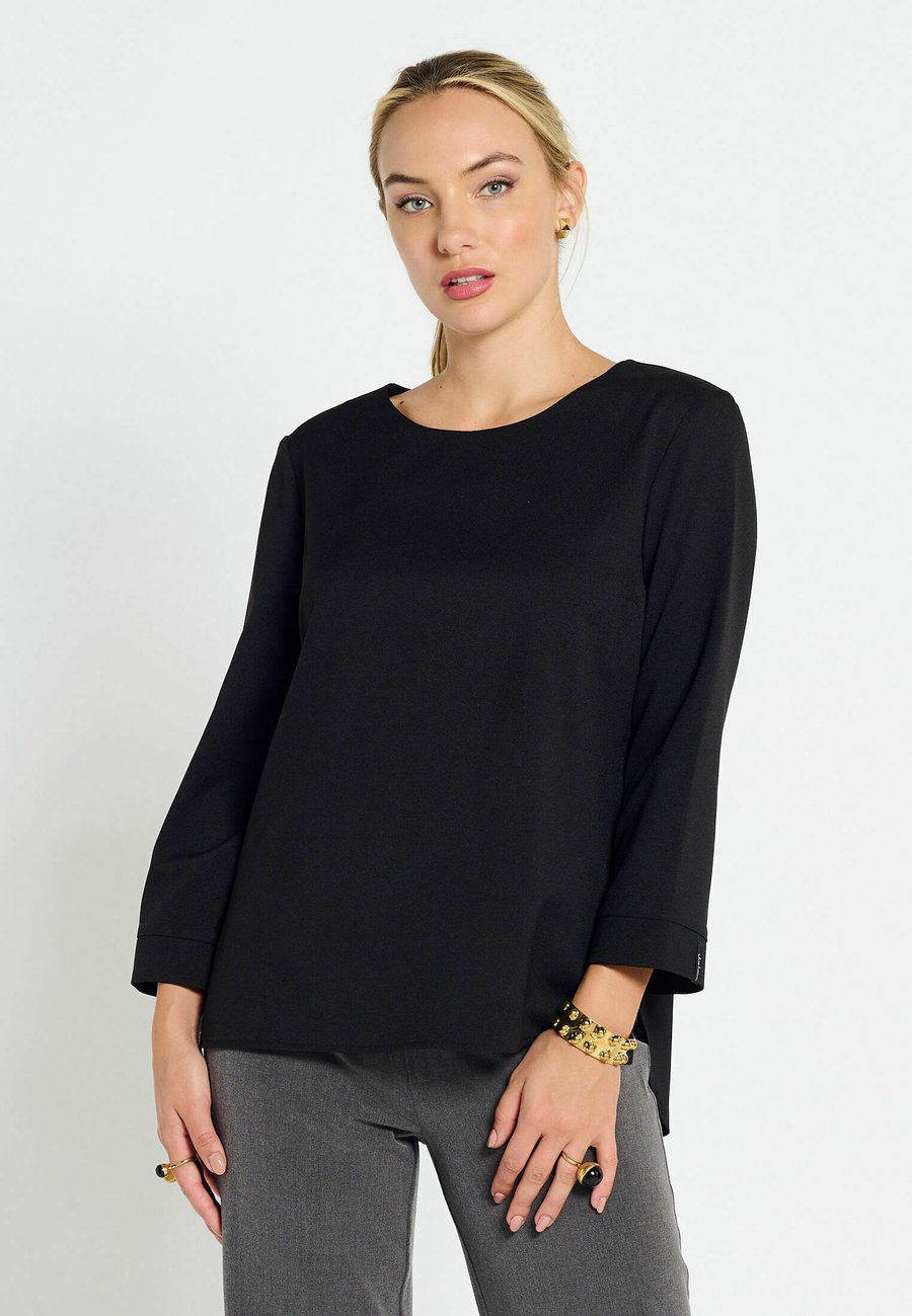 Блуза Jascha Stockholm Blouse, Black
Блуза Jascha Stockholm Blouse, Black