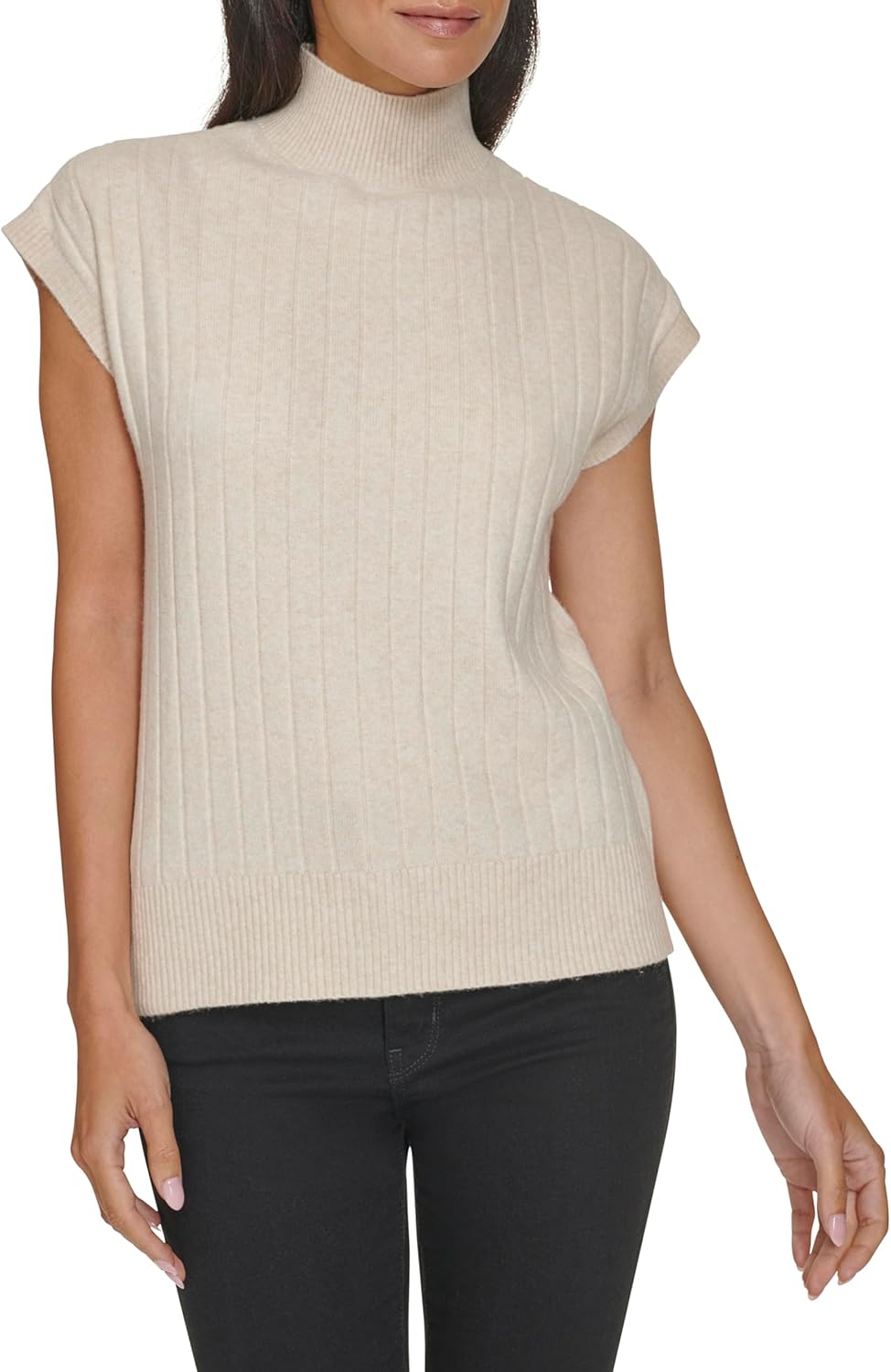 Женский свитер Calvin Klein с короткими рукавами и воротником-стойкой, Stony Beige
Женский свитер Calvin Klein с короткими рукавами и воротником-стойкой, Stony Beige