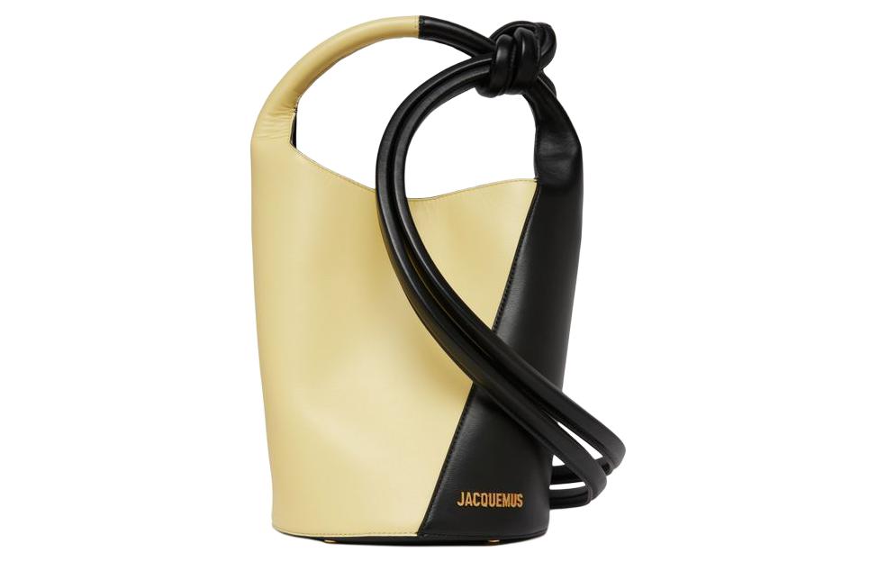 Jacquemus Маленькая кожаная сумка ведро
Jacquemus Маленькая кожаная сумка ведро