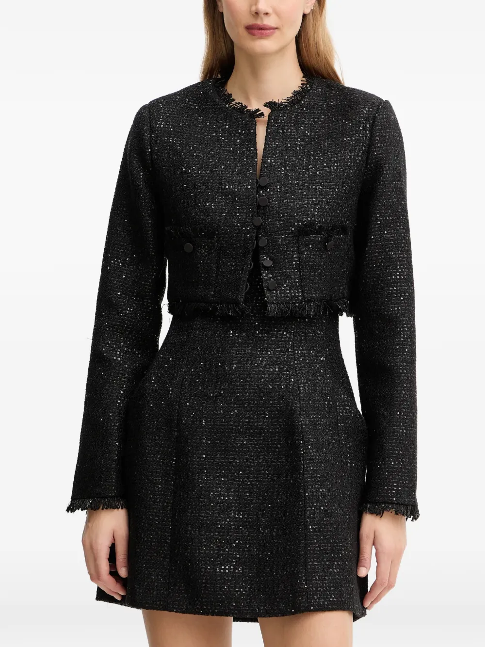 Укороченный жакет Karoline с бахромой и пуговицами Bardot, черный
Укороченный жакет Karoline с бахромой и пуговицами Bardot, черный