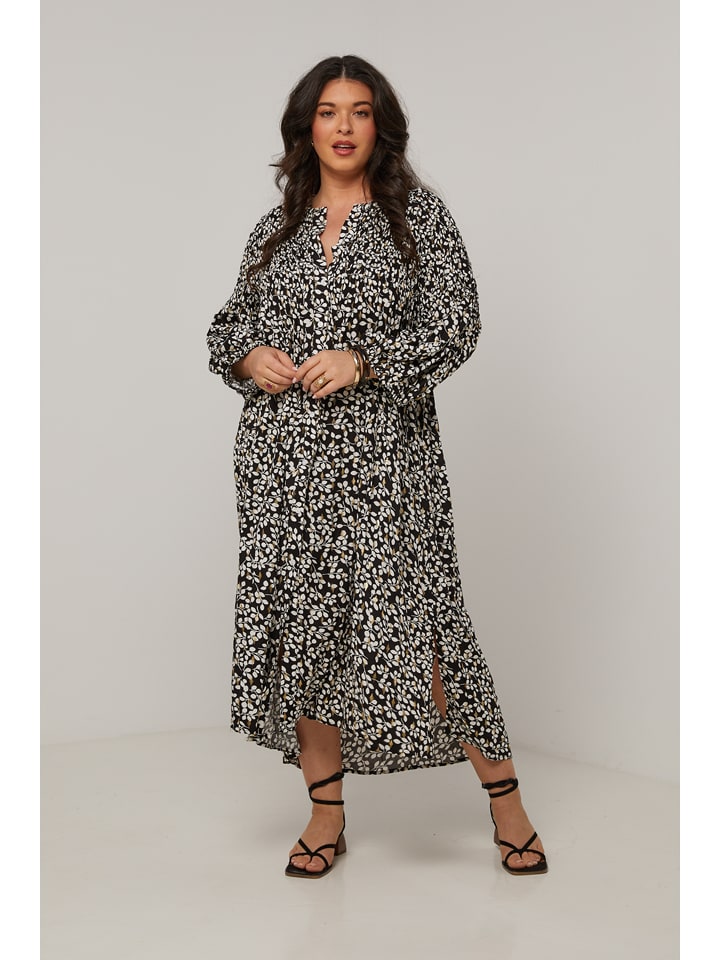 Длинное платье Curvy Lady, черный
Длинное платье Curvy Lady, черный