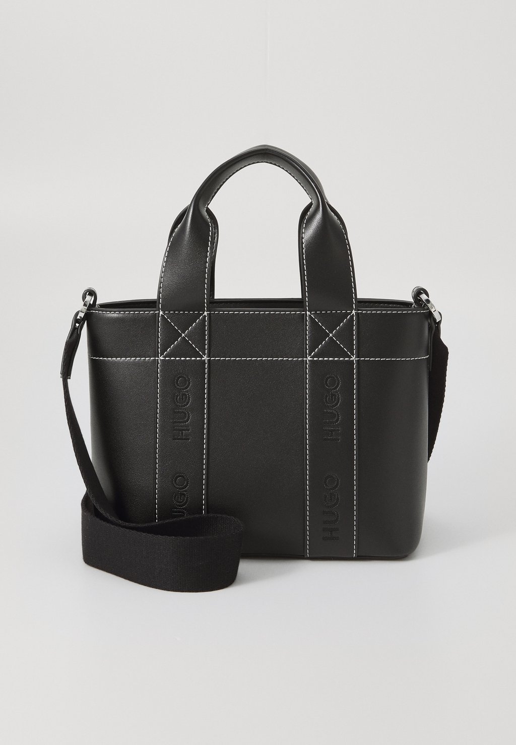 Сумка BECKY UP TOTE MINI HUGO, черный
Сумка BECKY UP TOTE MINI HUGO, черный