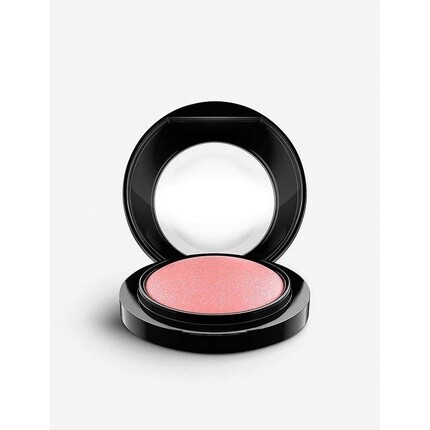 Компактные минеральные румяна MAC Compact Mineralize Blush 32 г — оттенок Dainty 
Компактные минеральные румяна MAC Compact Mineralize Blush 32 г — оттенок Dainty