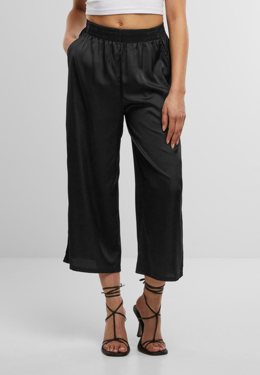Брюки WIDE LEG Urban Classics, черный
Брюки WIDE LEG Urban Classics, черный