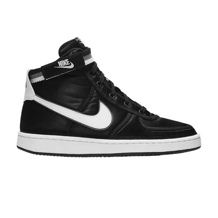 Кроссовки Nike Vandal High Supreme GS Black Satin, черный
Кроссовки Nike Vandal High Supreme GS Black Satin, черный