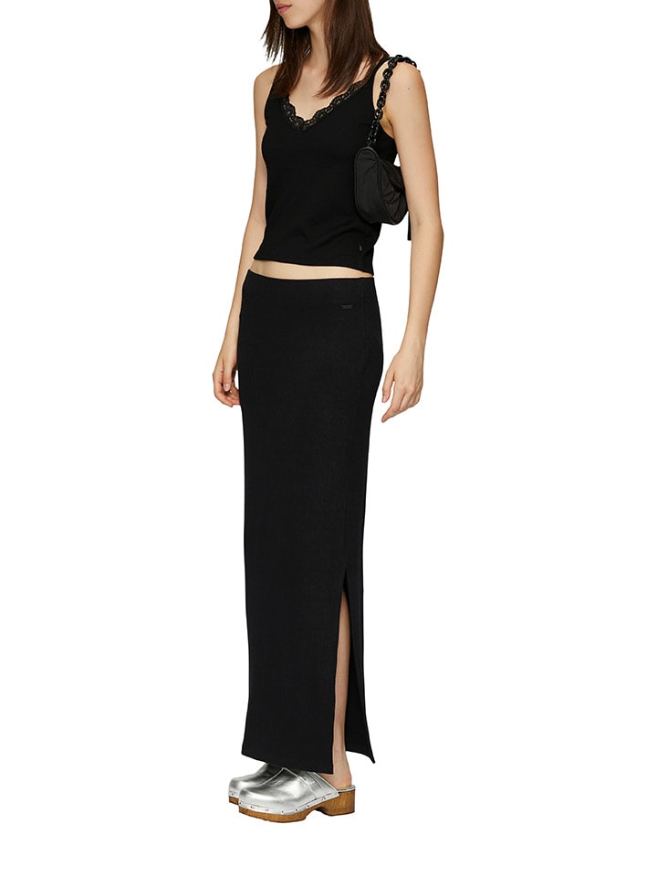 Топ QS by S. Oliver, черный
Топ QS by S. Oliver, черный