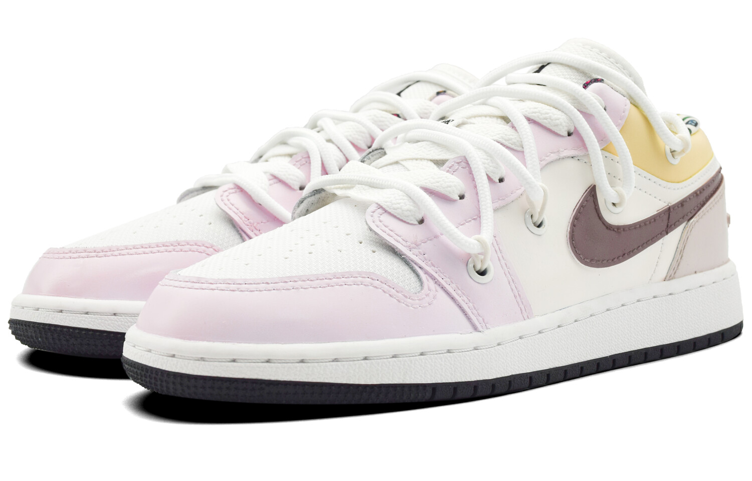 Кроссовки Air Jordan 1 Vintage Basketball Shoes Women's Low-top Pink, белый
Кроссовки Air Jordan 1 Vintage Basketball Shoes Women's Low-top Pink, белый