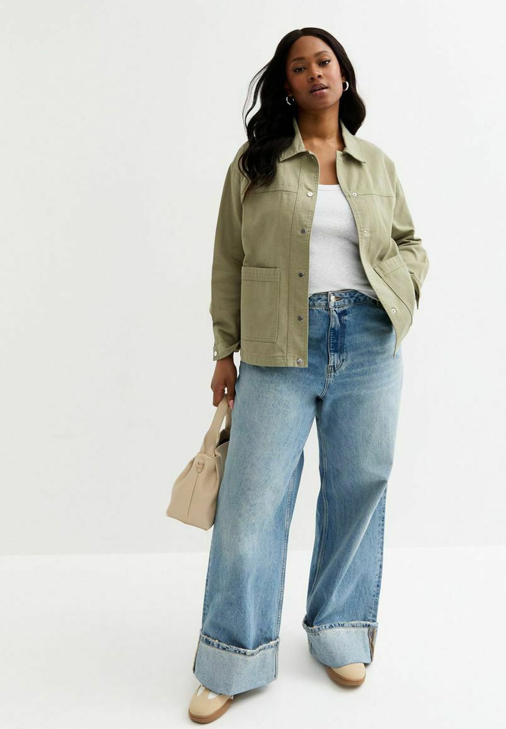 Джинсовая куртка CURVES BUTTON UP New Look Curves, оливковый
Джинсовая куртка CURVES BUTTON UP New Look Curves, оливковый