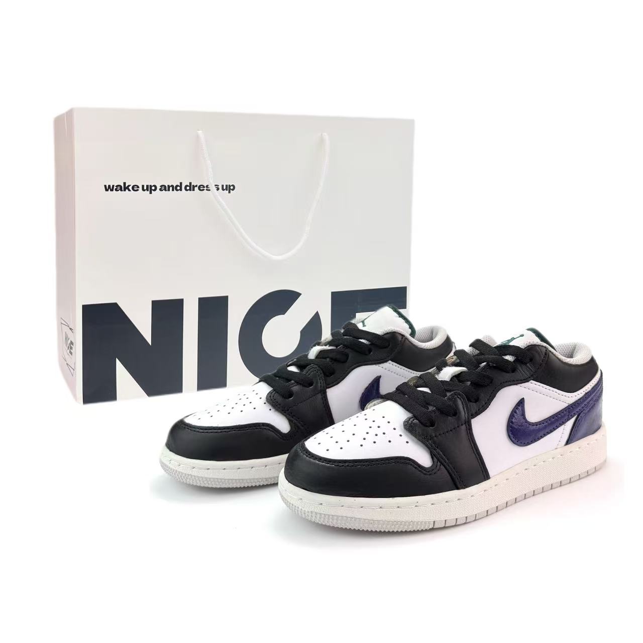 Детские баскетбольные кроссовки Air 1 Grade School Jordan, черный
Детские баскетбольные кроссовки Air 1 Grade School Jordan, черный