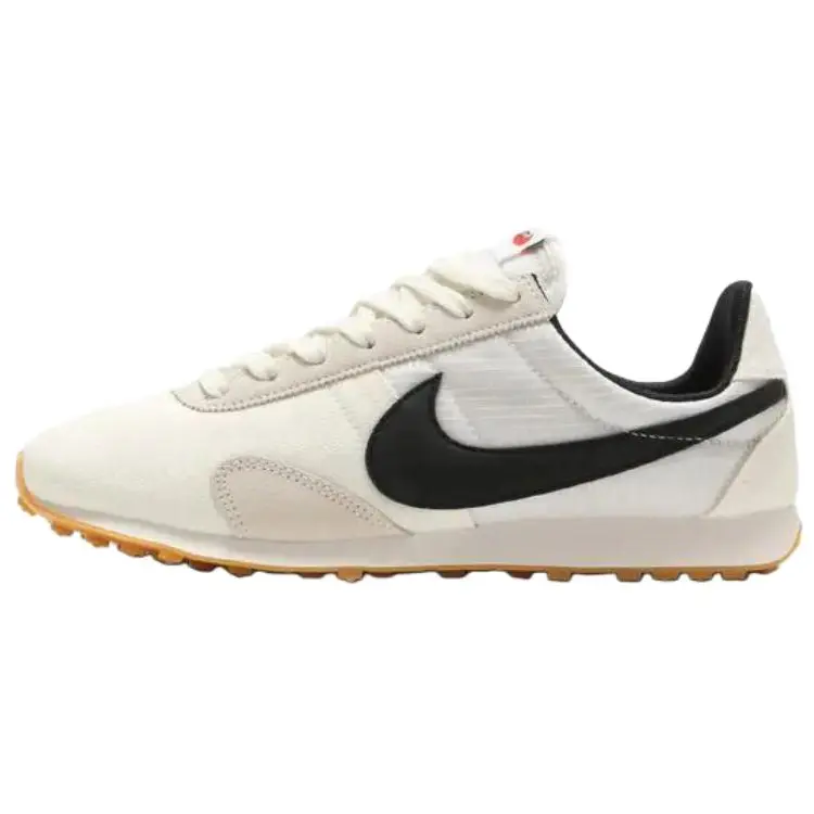 Nike Женские беговые кроссовки Pre Montreal Racer beige white black
Nike Женские беговые кроссовки Pre Montreal Racer beige white black