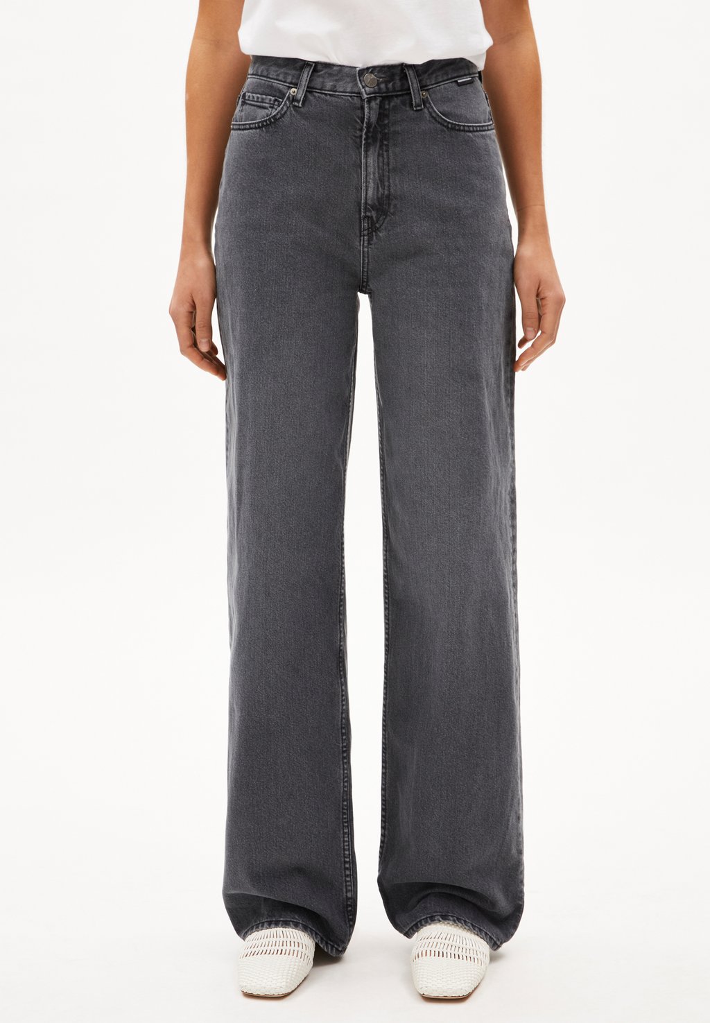 Расклешенные джинсы ENIJAA ARMEDANGELS, цвет Dione
Расклешенные джинсы ENIJAA ARMEDANGELS, цвет Dione