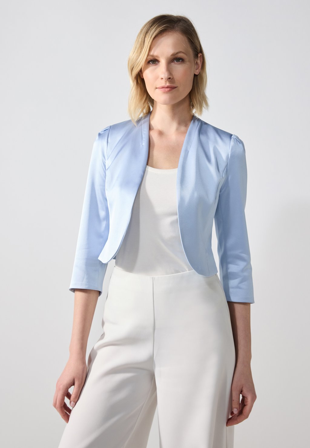 Блейзер Anna Field, светло-голубой
Блейзер Anna Field, светло-голубой