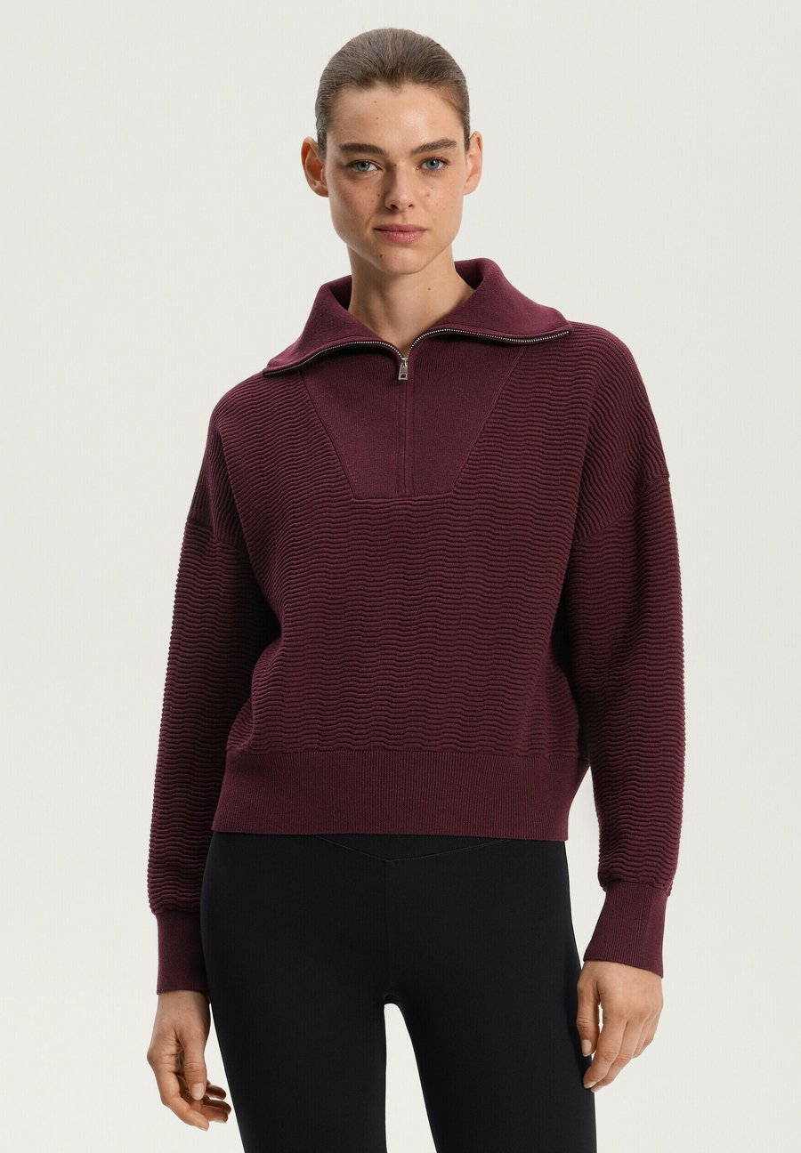 Джемпер OYSHO TEXTURED HALF-ZIP KNIT, Bordeaux
Джемпер OYSHO TEXTURED HALF-ZIP KNIT, Bordeaux