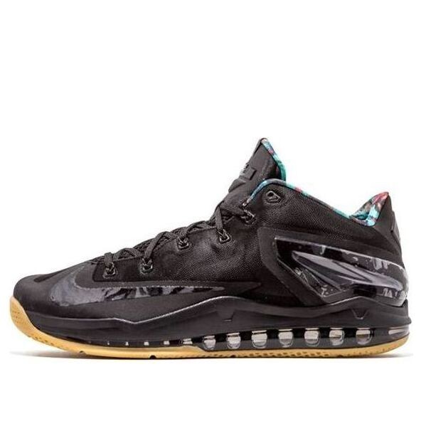 Кроссовки макс леброн 11 низкие Nike, черный
Кроссовки макс леброн 11 низкие Nike, черный