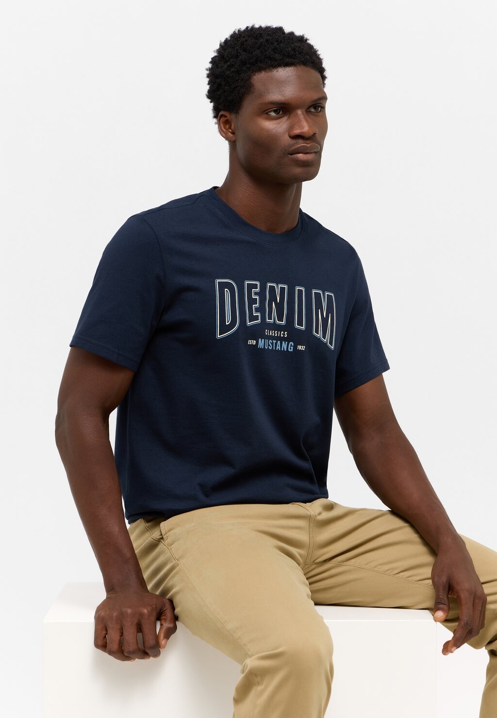 Футболка с принтом Mustang, синий
Футболка с принтом Mustang, синий