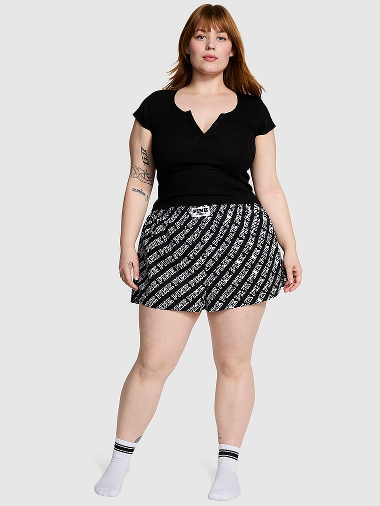 Пижамные шорты-боксеры бойфренда Pink, черный
Пижамные шорты-боксеры бойфренда Pink, черный