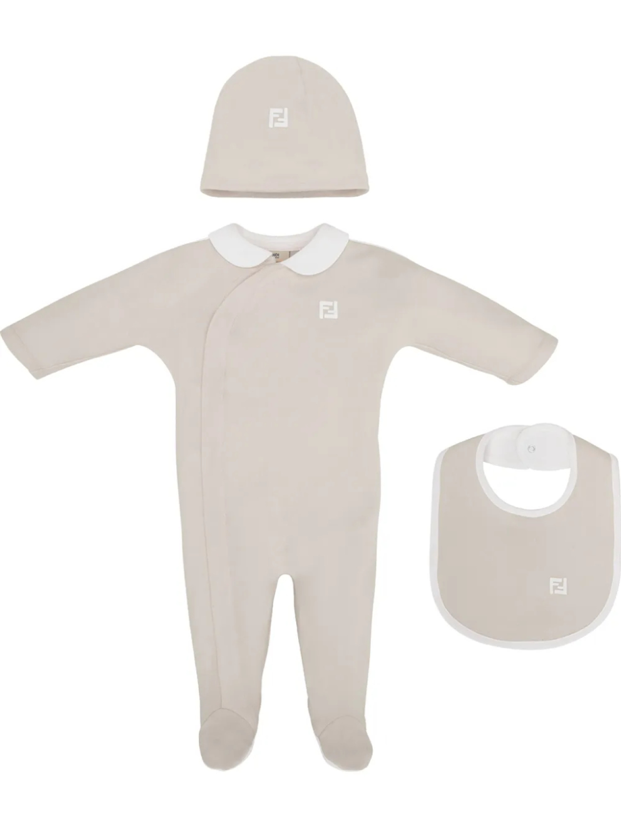 Комплект из комбинезона, шапки и нагрудника Fendi Kids, нейтральный
Комплект из комбинезона, шапки и нагрудника Fendi Kids, нейтральный