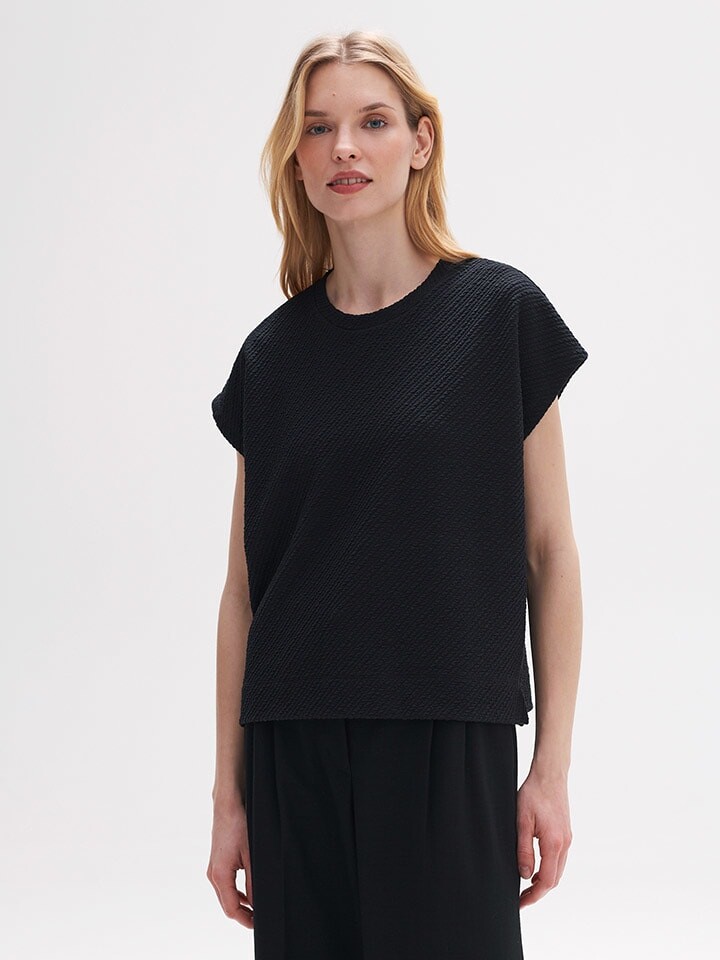 Футболка OPUS, черный
Футболка OPUS, черный