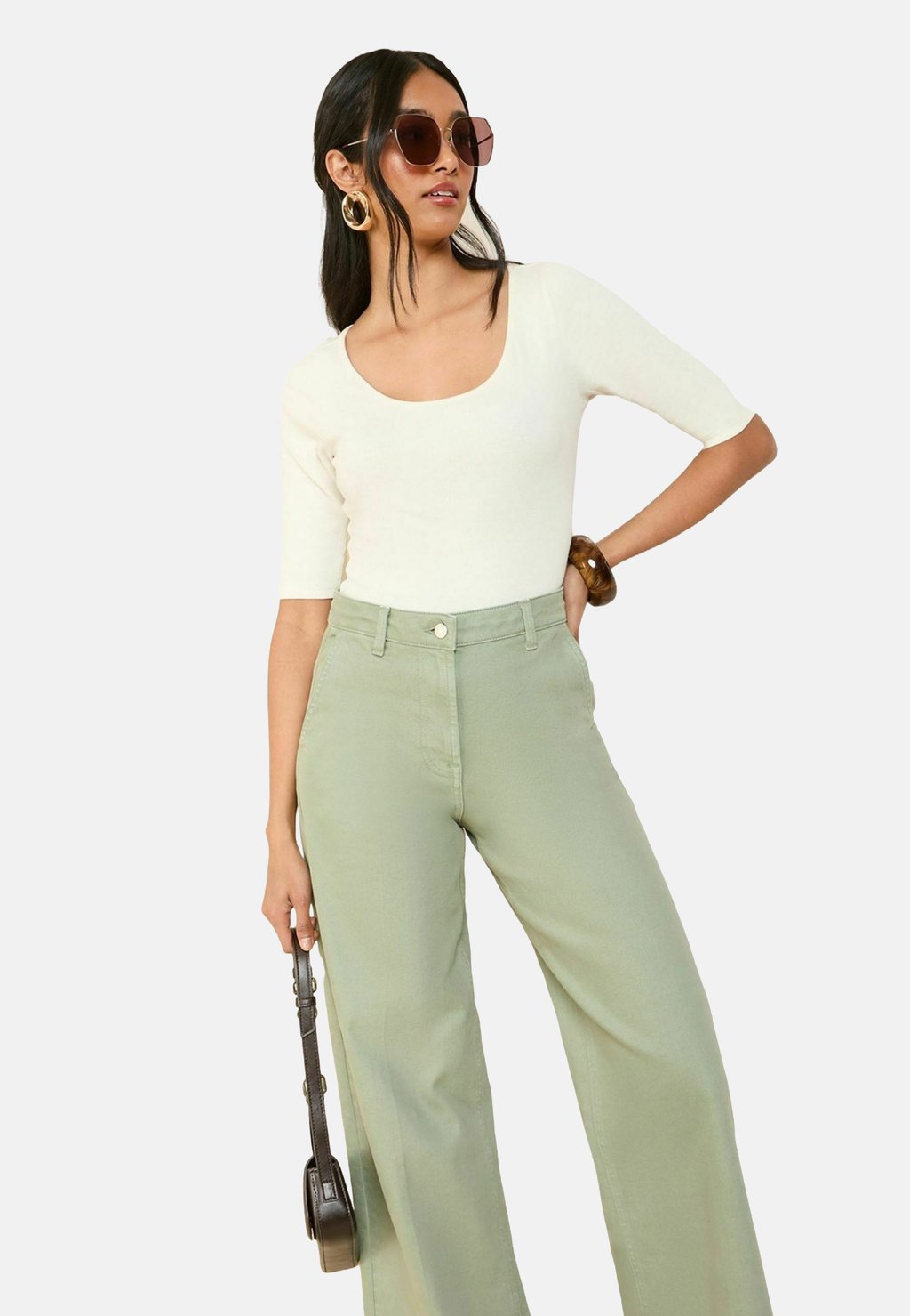 Базовая футболка SHORT SLEEVE SCOOP NECK Friends Like These, бежевый
Базовая футболка SHORT SLEEVE SCOOP NECK Friends Like These, бежевый