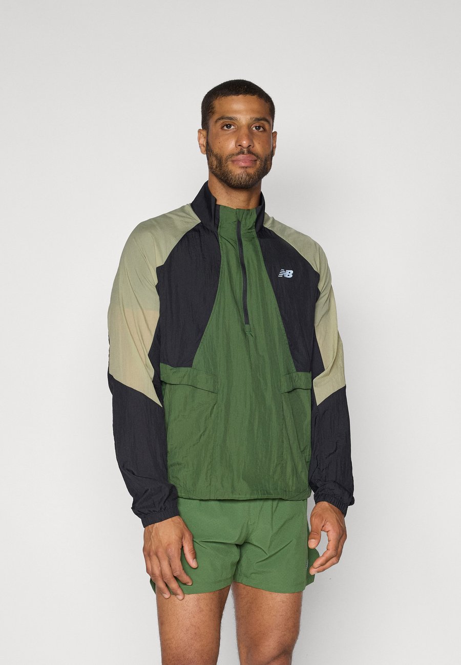 Куртка New Balance BETTER RUN WATER RESISTANT JACKET, Garter Snake /Khaki
Куртка New Balance BETTER RUN WATER RESISTANT JACKET, Garter Snake /Khaki