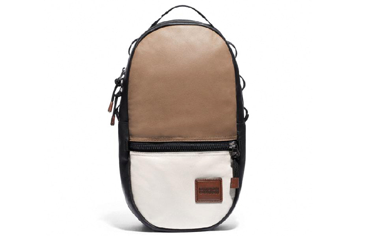 COACH Кожаный рюкзак среднего размера мужской 
COACH Кожаный рюкзак среднего размера мужской