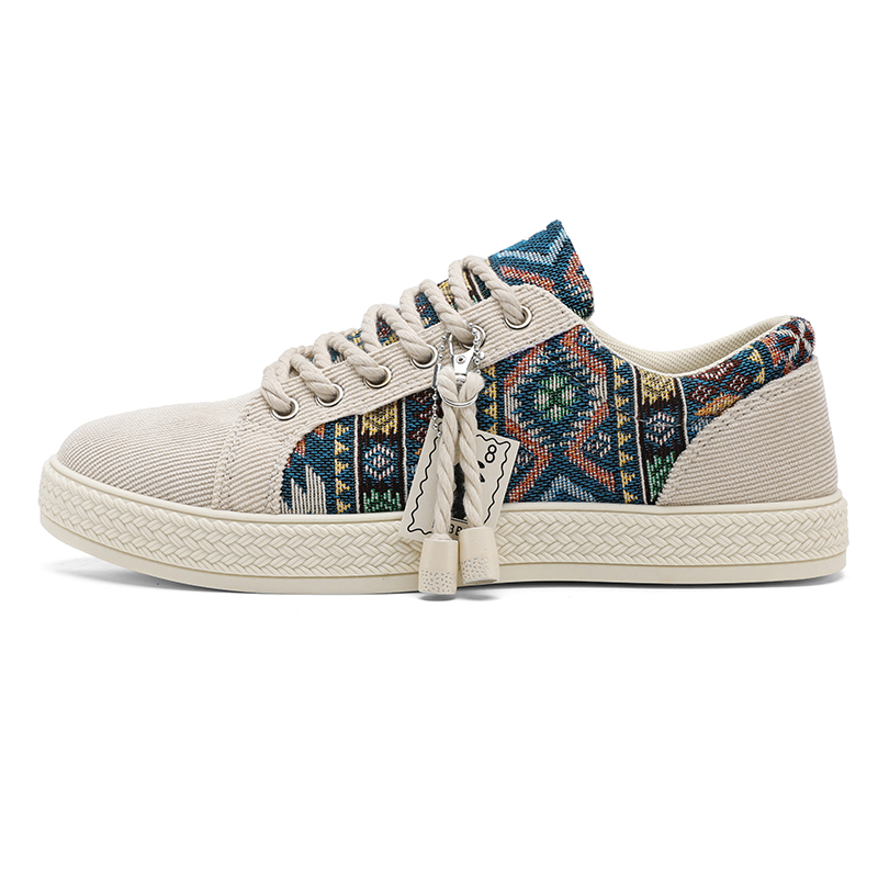 Boogie Bear Повседневные туфли мужские низкие бежевые/зеленые/черные
Boogie Bear Повседневные туфли мужские низкие бежевые/зеленые/черные