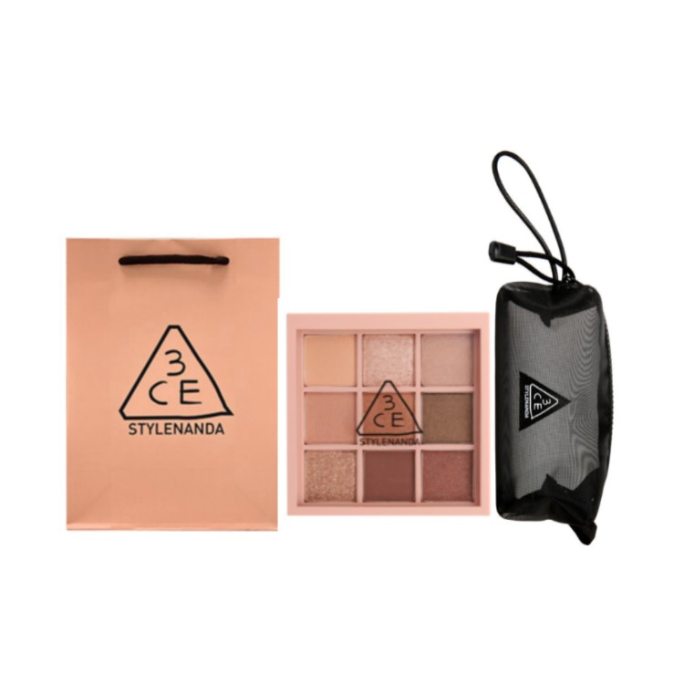 Набор косметики для женщин 3CE
Набор косметики для женщин 3CE