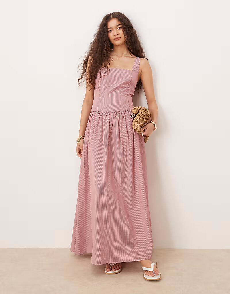 Гламурное платье мидакси с квадратным вырезом и заниженной талией в красно-белую полоску Glamorous
Гламурное платье мидакси с квадратным вырезом и заниженной талией в красно-белую полоску Glamorous